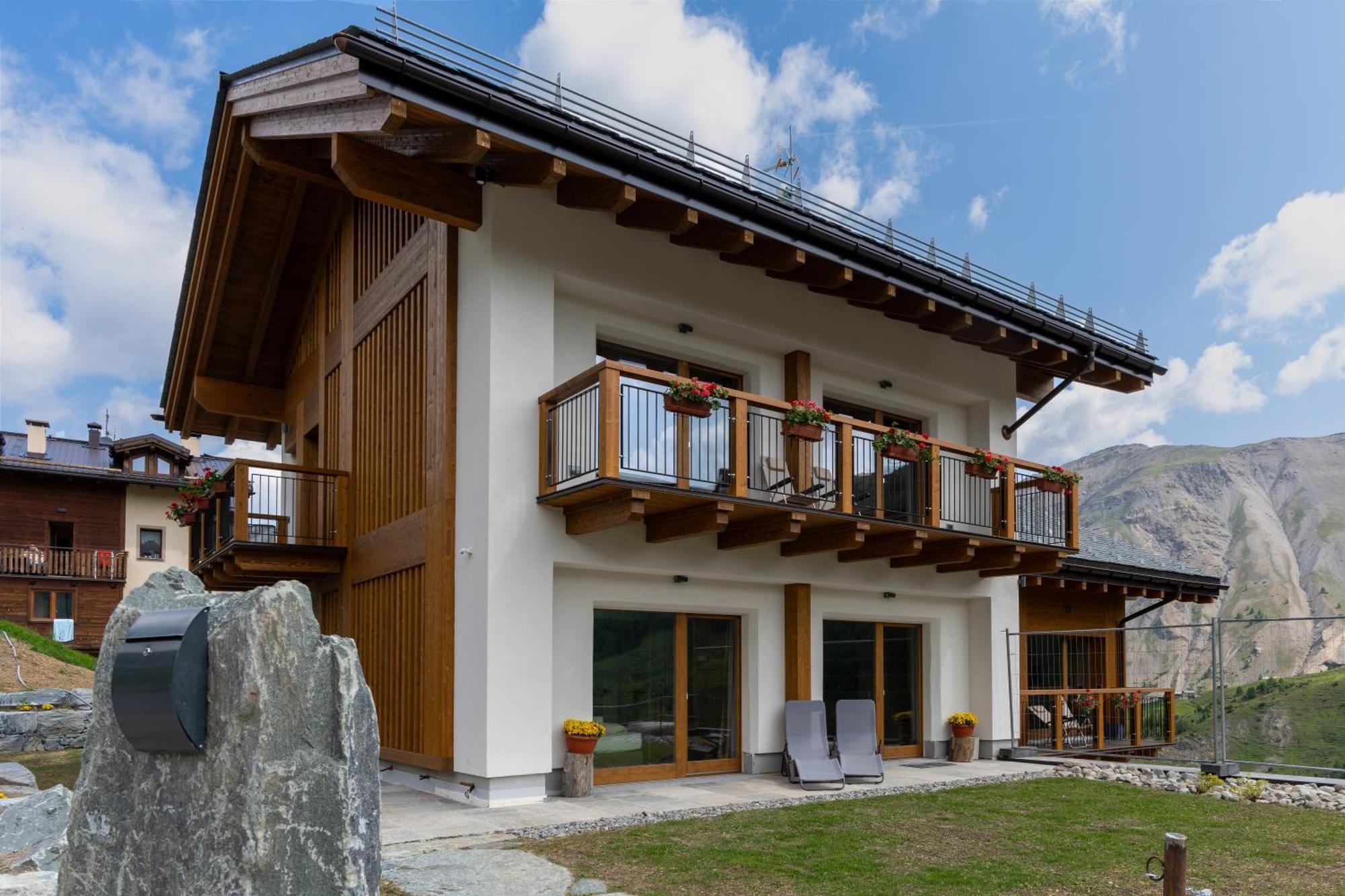 Arion Apartments - Trepalle Livigno Exterior photo